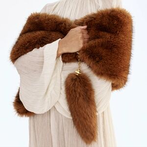 Brand New h&m fluffy faux fur scarf in brown